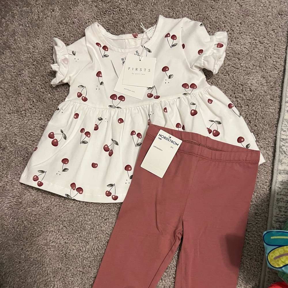 SOLD- 18M NWT Nordstrom outfit!!